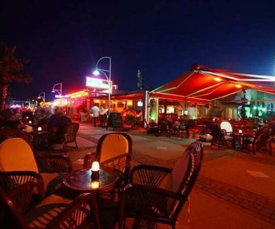 Viras Hotel - Restaurant - Photo2