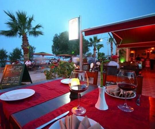 Viras Hotel - Restaurant - Photo4