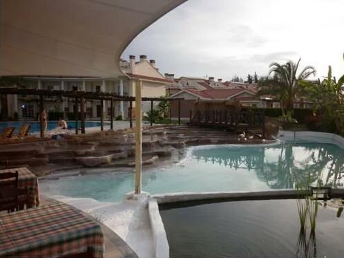 Oasis Village - Photo5