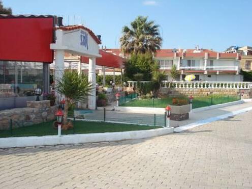 Naz Hotel