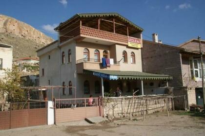 Ozlem Pension and Restaurant
