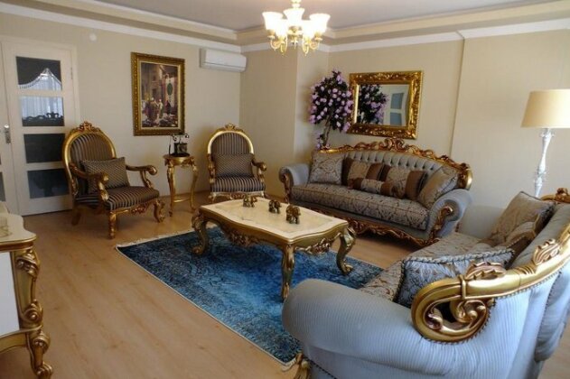 Real King Residence Hotel - Photo4
