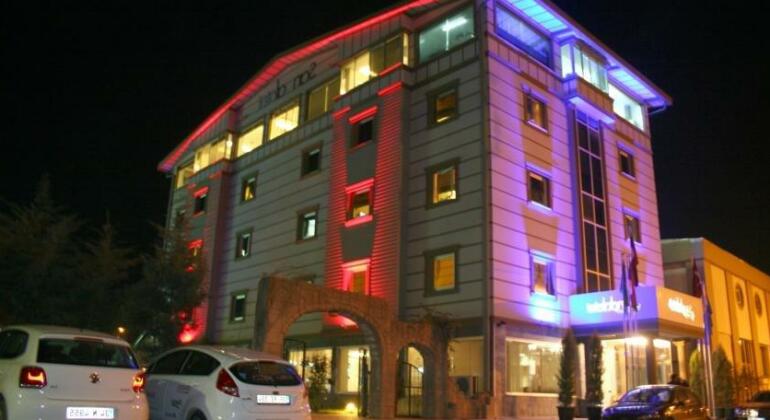 Sandal Otel - Photo2