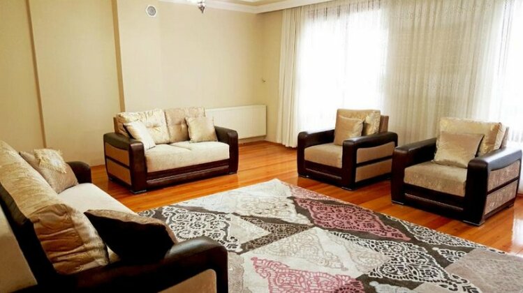 Yigit Apart - Photo4