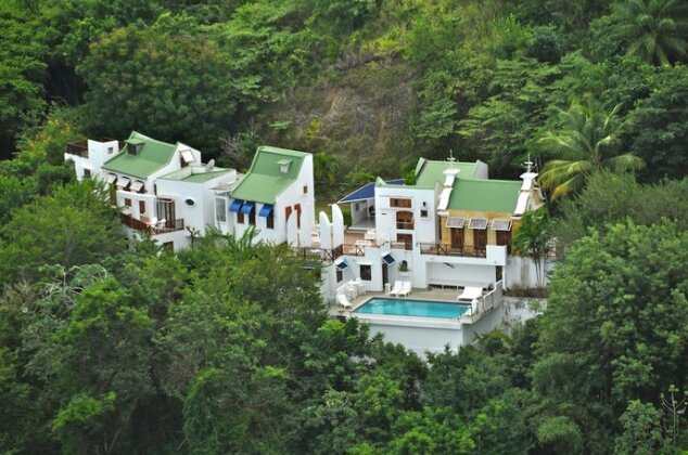 Villa Being - Tobago Luxury Bed and Breakfast