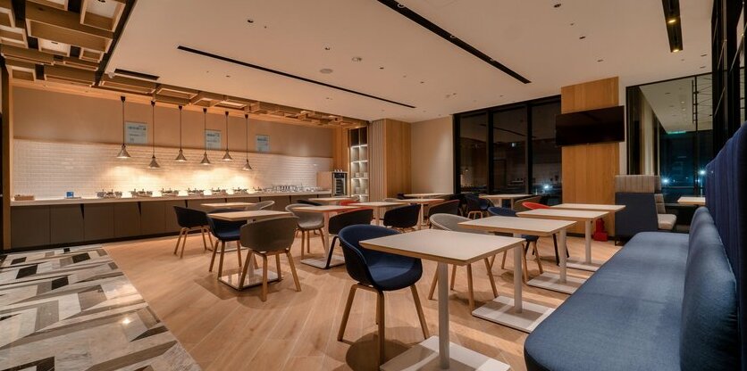 Holiday Inn Express Chiayi - Photo2