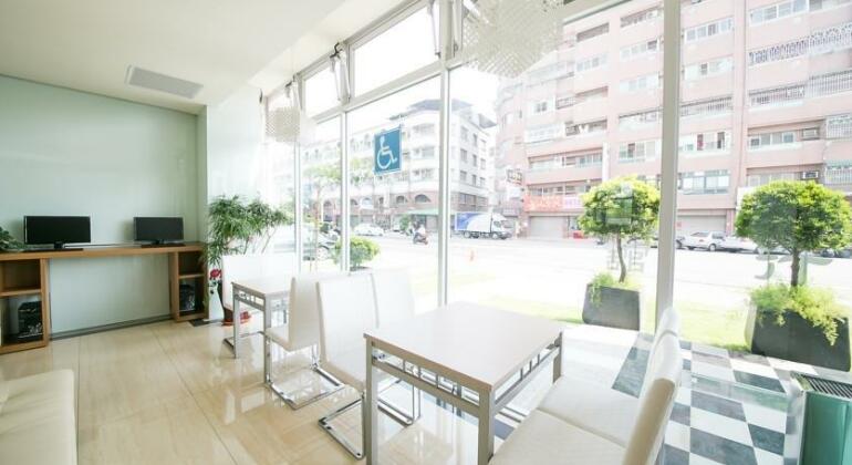 Sunseed International Villa Hotel - Photo4