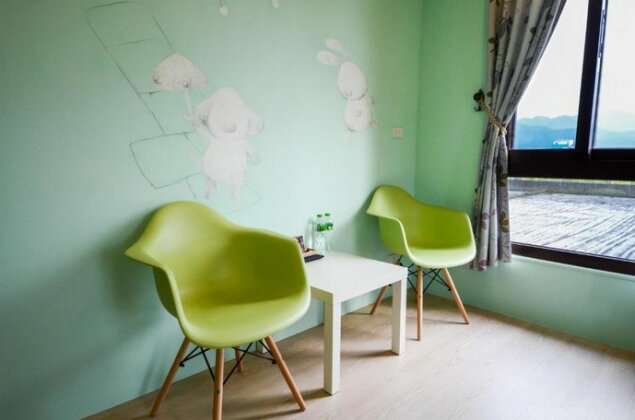 Hopscotch Bed and Breakfast - Photo4
