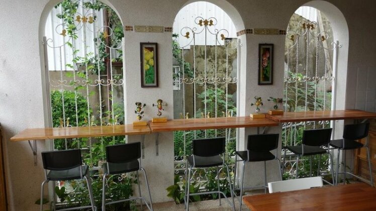 Alongs Garden - Photo5