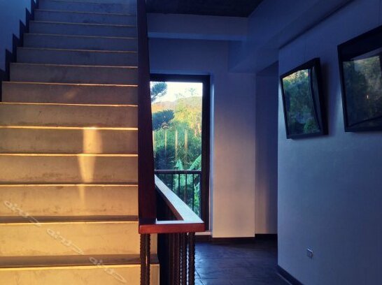Chillax Inn - Photo3