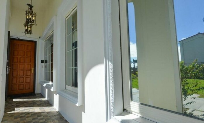 Coastal Lighting Villa - Photo2