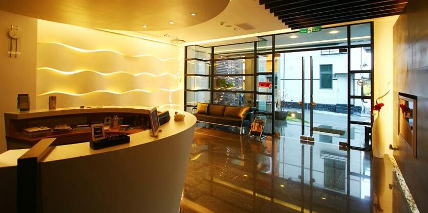 Gold Sandy Beach Hotel - Photo2