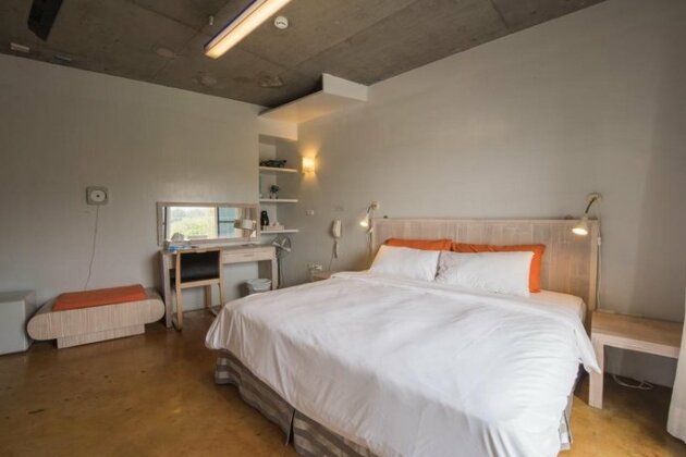 Orange Moon Inn - Photo3