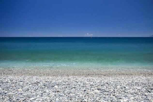 Ching Sea - Photo4
