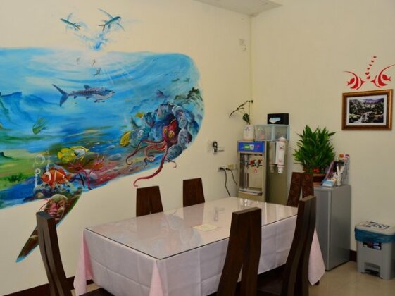 Fish Fun House - Photo3