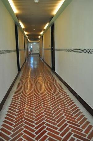 Fly House Backpacker Guesthouse - Photo5