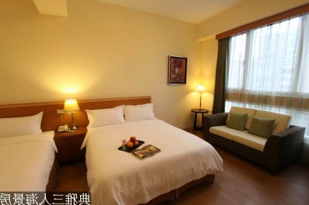 Photo 4