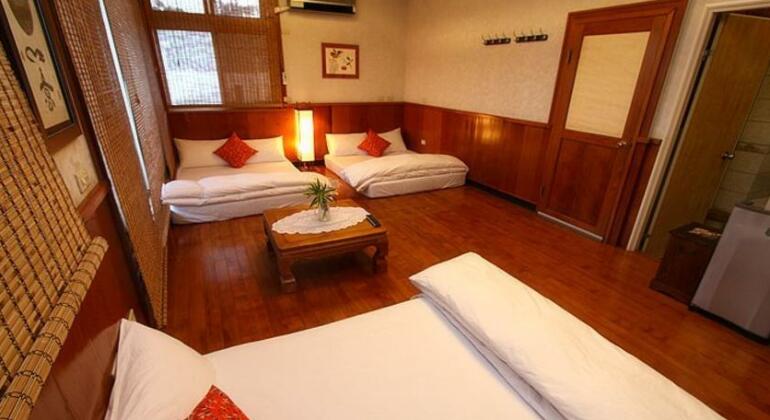 JingHua Homestay - Photo3