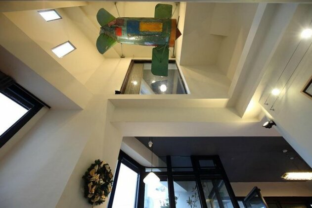 One Way - Photo4