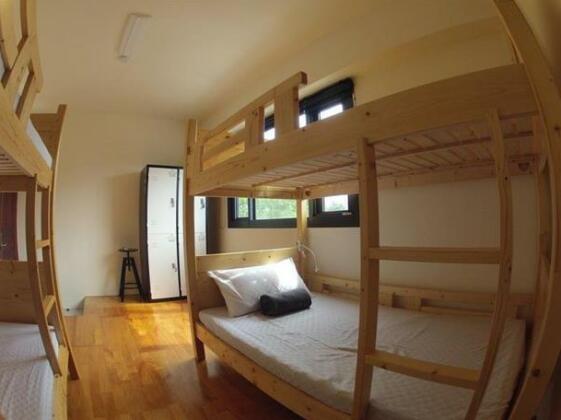 Seven Inn Hostel
