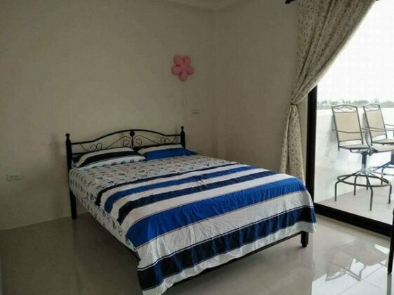 Random Nest Homestay - Photo2