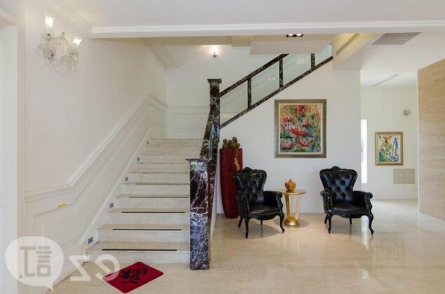 Jade Villa - Photo2