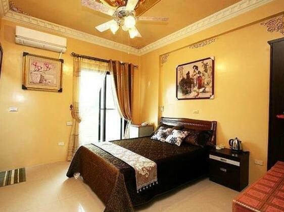 Leisure LB Bed and Breakfast - Photo4