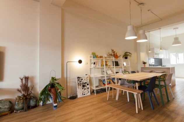 01+ Home - Photo4