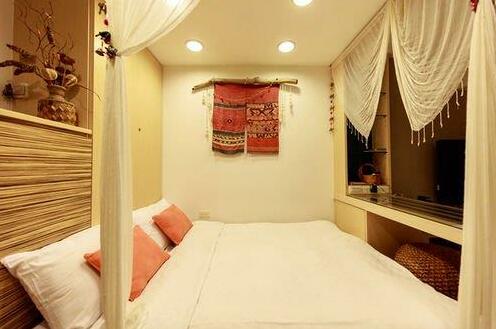 East Runnel Villa - Young - Photo2
