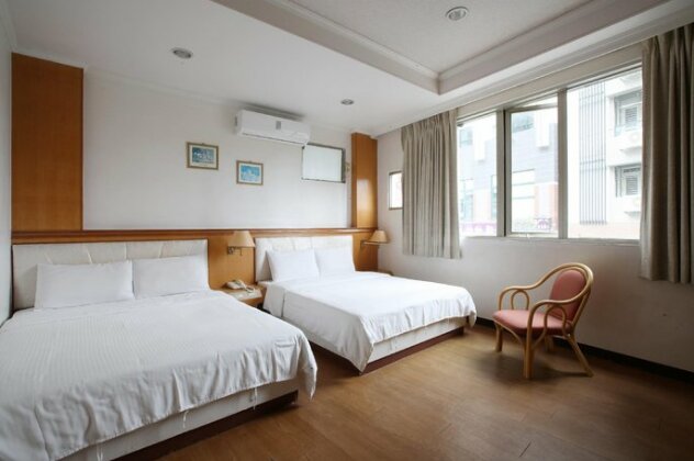 Long Shan Hotel - Photo2