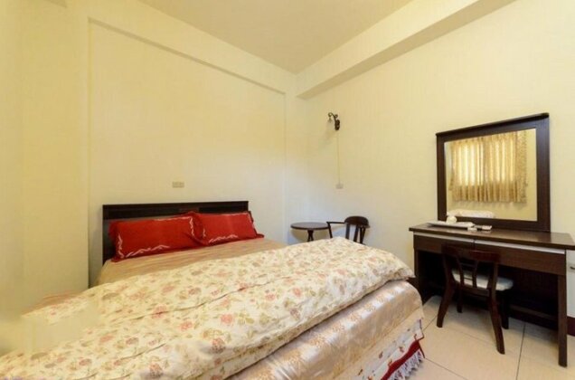 Plum Inn 1 - Photo2