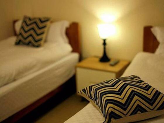 Travel Bird Bed and Breakfast - Photo2