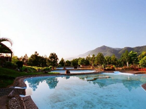 Jixiang Garden Hot Spring Hostel - Photo2