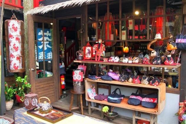 Monster Village Hotel - Photo3