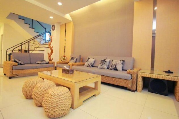 Reverside Villa - Photo3