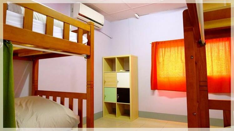 Center Center Hostel - Photo4