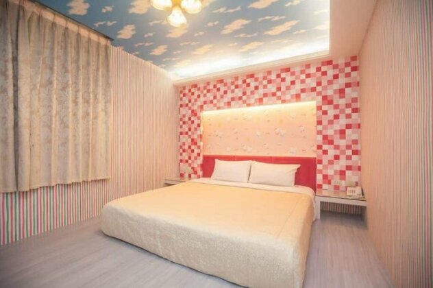 Cherry Blossom Motel - Photo2
