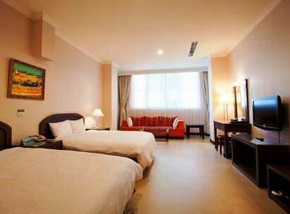 Lakeside Resort - Photo2