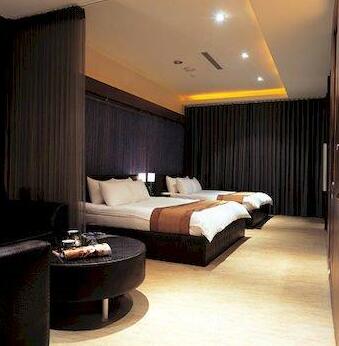 The Solas Hot Spring Resort - Photo4