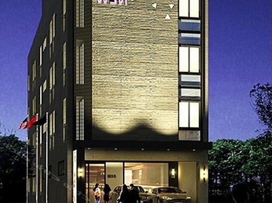 Travel Light Hotel - Photo2