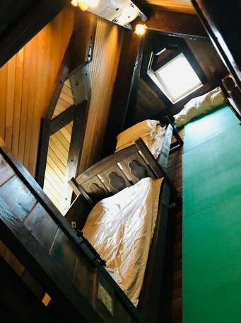Black Forest Manor - Photo4