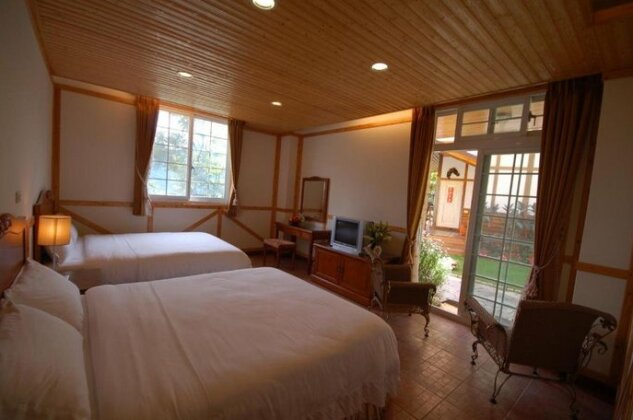 Euro Country Villa - Photo5
