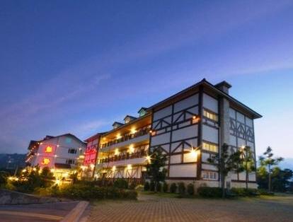 Jun Yue Hanging Garden Resort