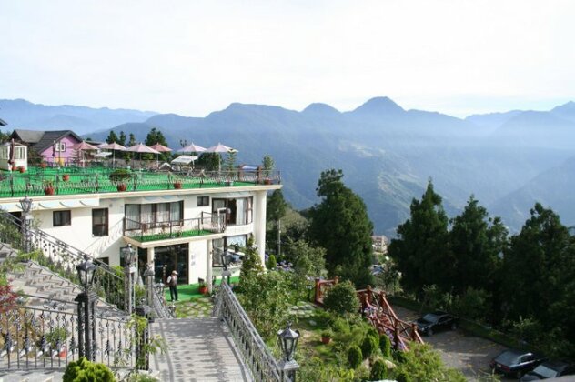 Qingjing Baiyun Resort - Photo2