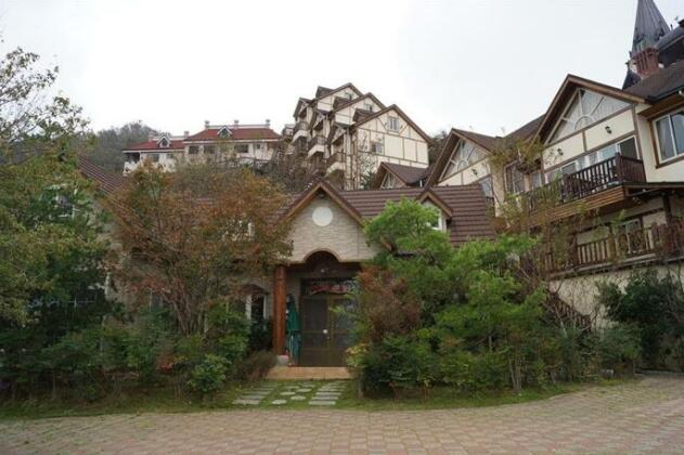 Spring Ground Resort