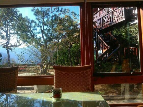 Yosemite Park B&B - Photo3