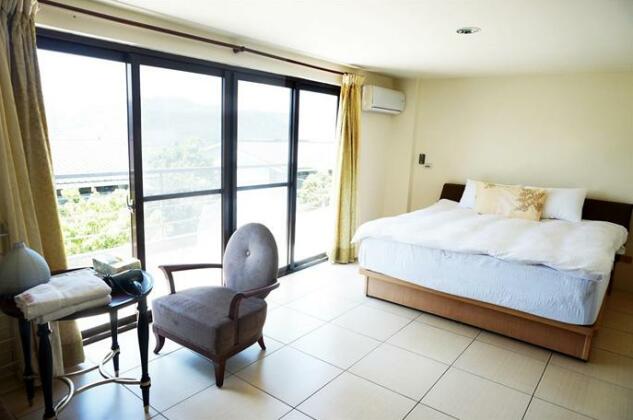 Sanyi Happiness Bed and Breakfast - Photo2