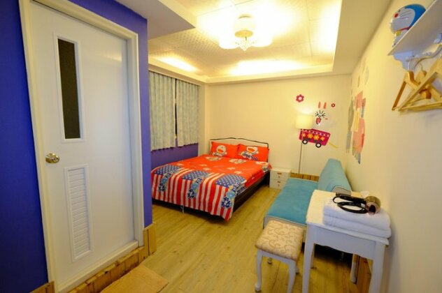 Fengjia Romantic Homestay - Photo4