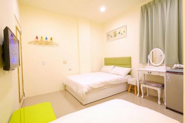 JJ Quad room 102 - Photo2