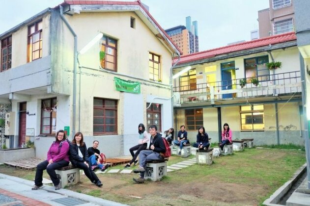 N Joy Taichung Hostel